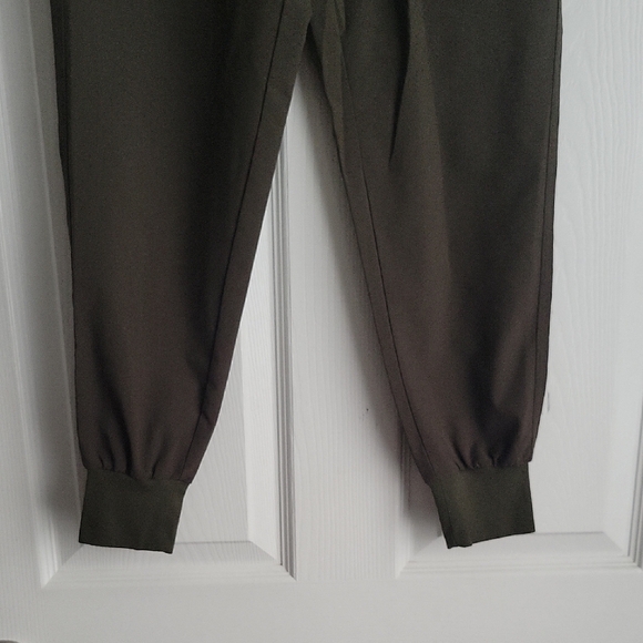 CRZ YOGA Green Jogger Sweatpants with Elastic Waistband - Picture 2 of 11